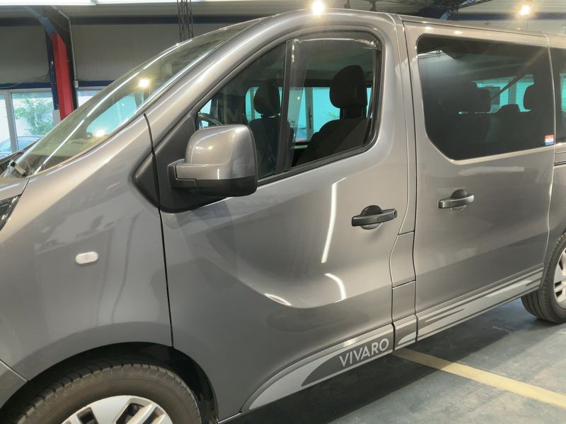 Opel Vivaro 1.6 CDTI Biturbo Combi L1H1 2,7t Sport — zdjęcie 4