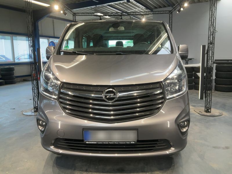 Opel Vivaro 1.6 CDTI Biturbo Combi L1H1 2,7t Sport — zdjęcie 9