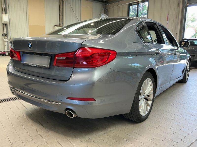 BMW 5er 530d xDrive Luxury Line 2017 – снимка 8