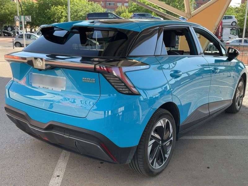 MG 4 electric drive 150 kW Luxury — zdjęcie 6