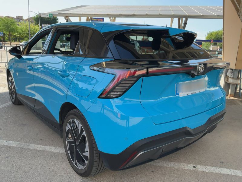 MG 4 electric drive 150 kW Luxury — zdjęcie 3