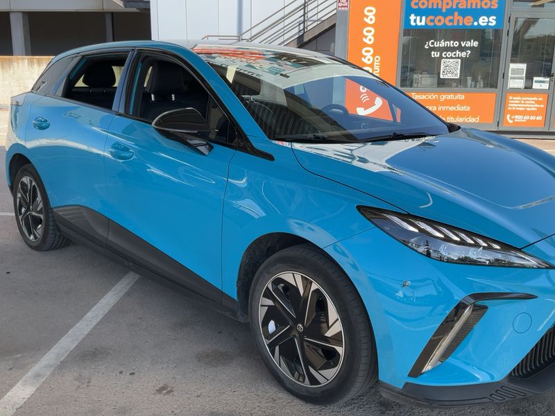 MG 4 electric drive 150 kW Luxury — zdjęcie 8