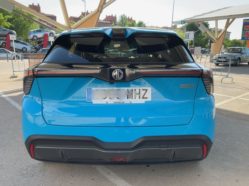 MG 4 electric drive 150 kW Luxury — zdjęcie 5