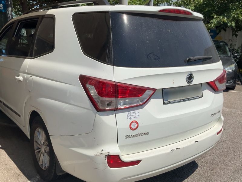 Ssangyong Rodius 2.2 TD Line — zdjęcie 3