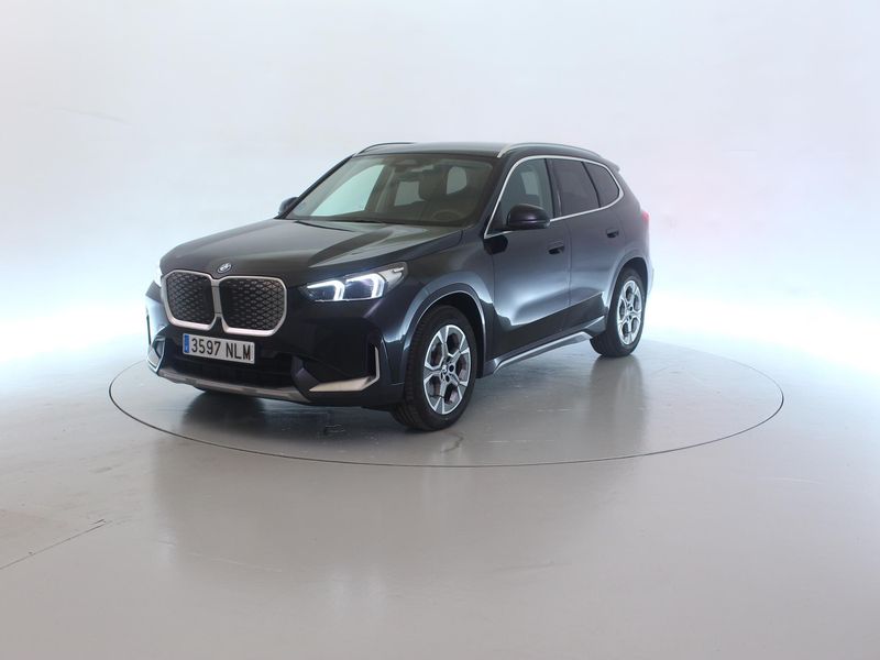 BMW iX1 eDrive 20 xLine