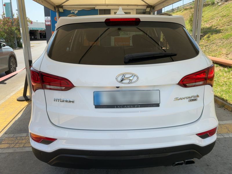 Hyundai Santa Fe 2.2 CRDi Family+ 2WD — zdjęcie 5
