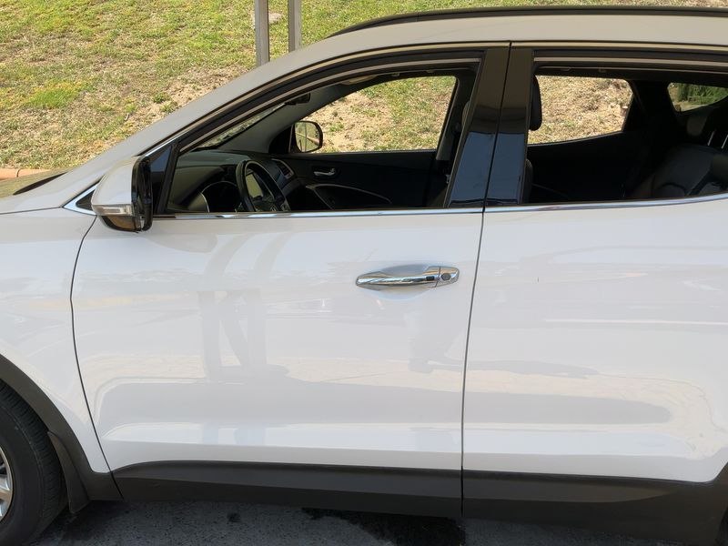Hyundai Santa Fe 2.2 CRDi Family+ 2WD — zdjęcie 4