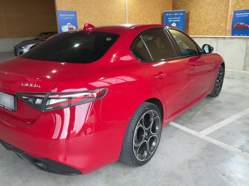Alfa Romeo Giulia 2.0 Turbo Competizione Q4 — zdjęcie 6
