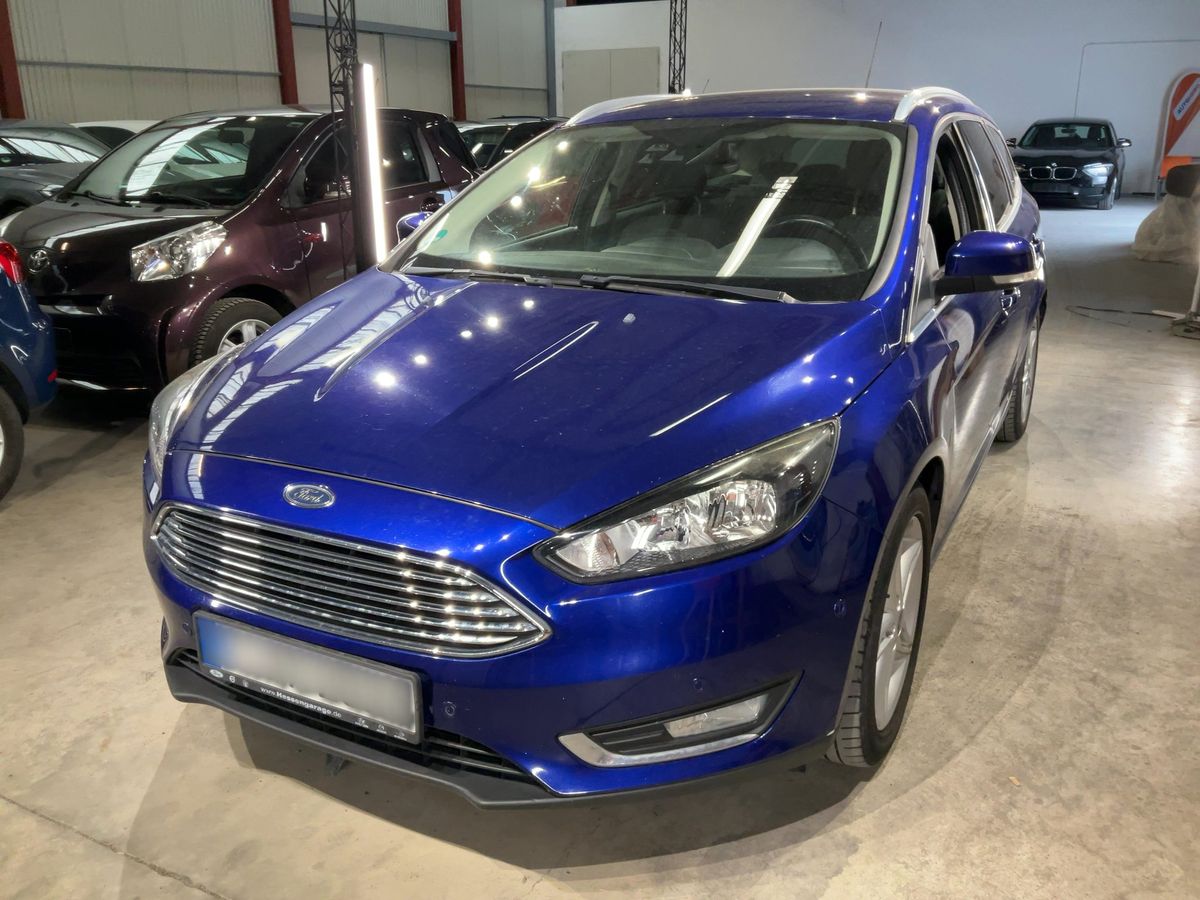 Ford Focus 2015 — photo 1
