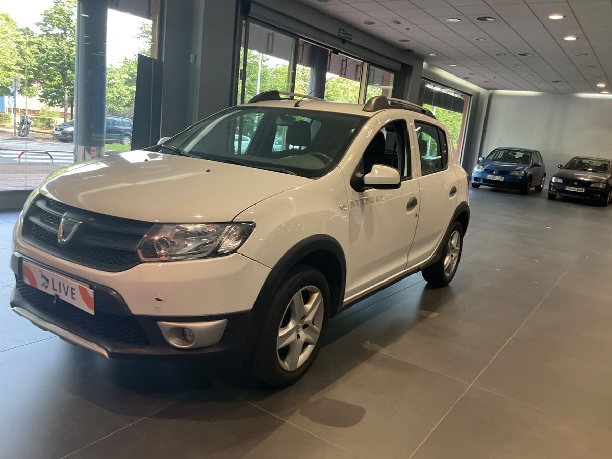 Dacia Sandero 2015
