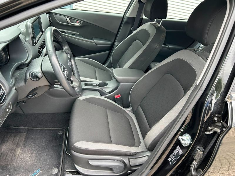Hyundai Kona 1.6 T-GDI Essence 4WD — zdjęcie 5