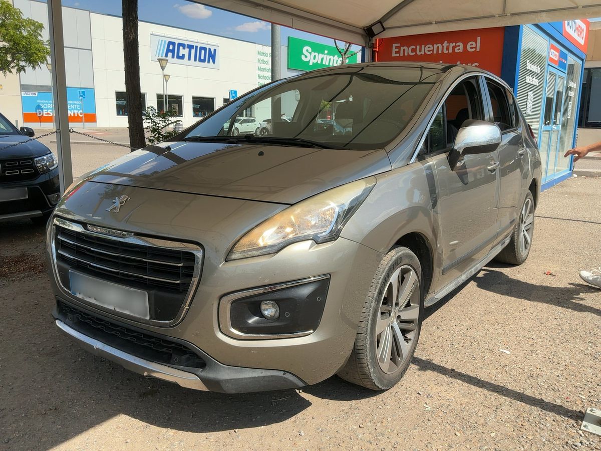 Peugeot 3008 2016 — photo 1