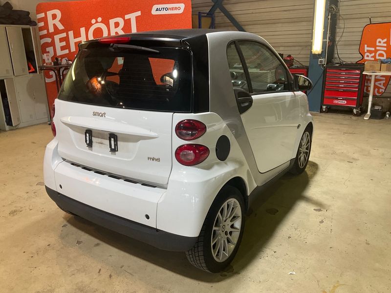 Smart fortwo 1.0 Micro Hybrid Drive passion — zdjęcie 2