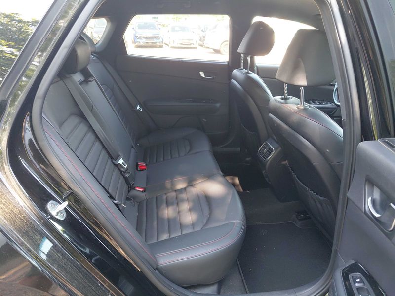 Kia Optima 1.6 TGDI GT Line — zdjęcie 14