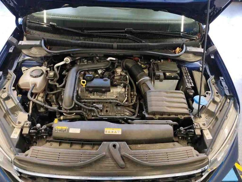 Volkswagen Taigo 1.0 TSI Life — zdjęcie 8