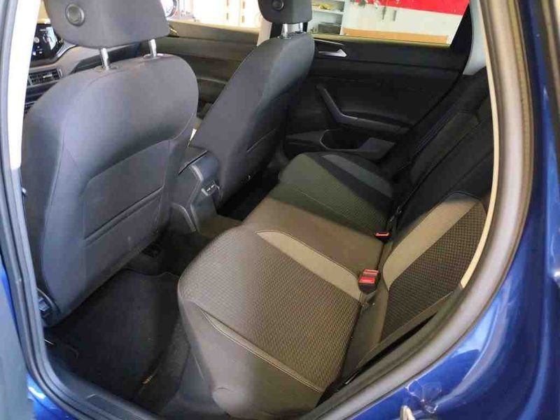 Volkswagen Taigo 1.0 TSI Life — zdjęcie 12