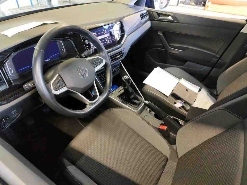 Volkswagen Taigo 1.0 TSI Life — zdjęcie 9