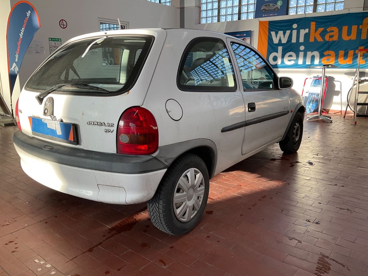 Opel Corsa 1.2 City