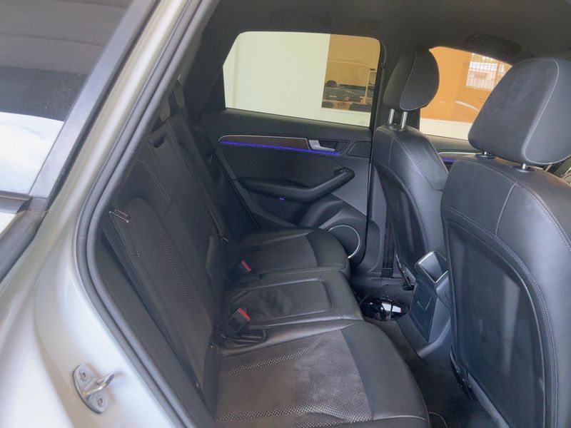 Audi Q5 3.0 V6 TDI quattro — zdjęcie 14