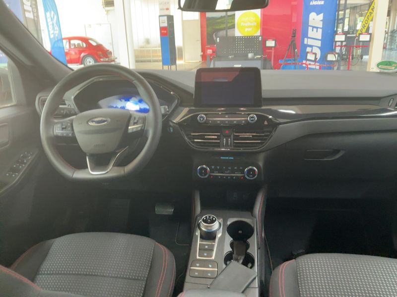Ford Kuga 2.5 Plug-in Hybrid ST-Line — zdjęcie 12