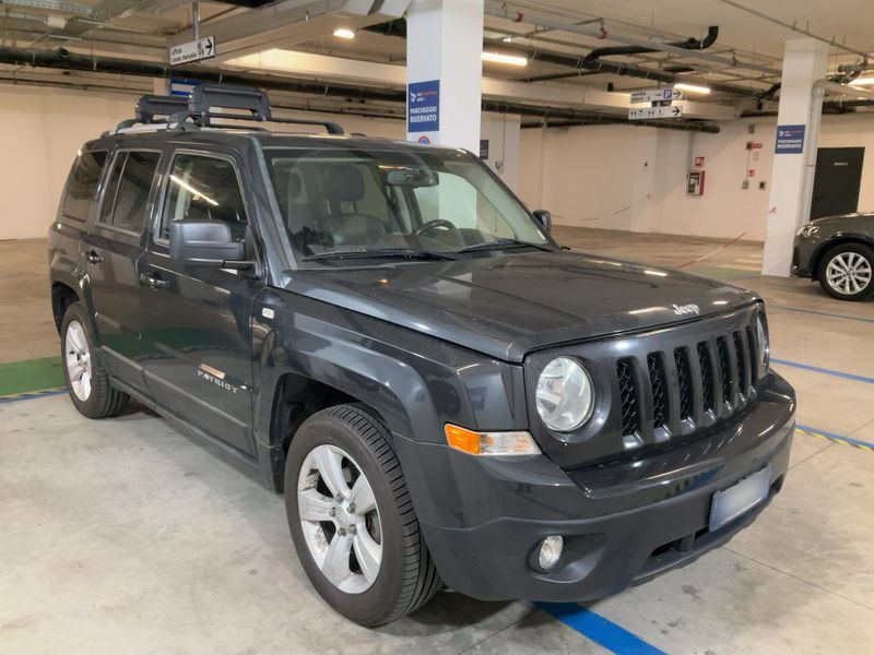 Jeep Patriot 2.2 CRD Limited — zdjęcie 8