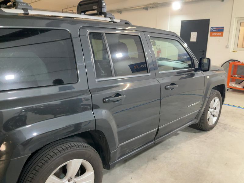 Jeep Patriot 2.2 CRD Limited — zdjęcie 7