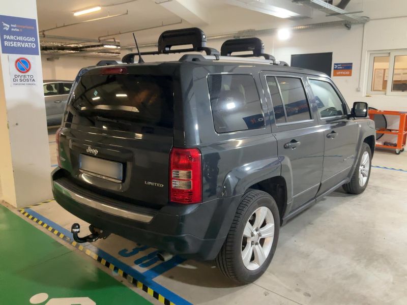 Jeep Patriot 2.2 CRD Limited — zdjęcie 6
