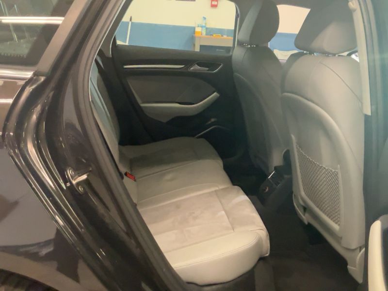 Audi A3 Sportback 1.4 TFSI e-tron Ambition Luxe — zdjęcie 14