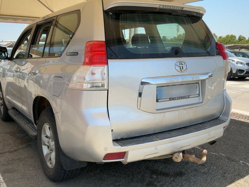 Toyota Land Cruiser 3.0 D-4D VX — zdjęcie 3