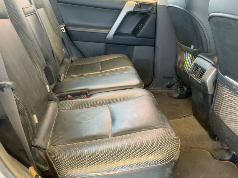 Toyota Land Cruiser 3.0 D-4D VX — zdjęcie 14