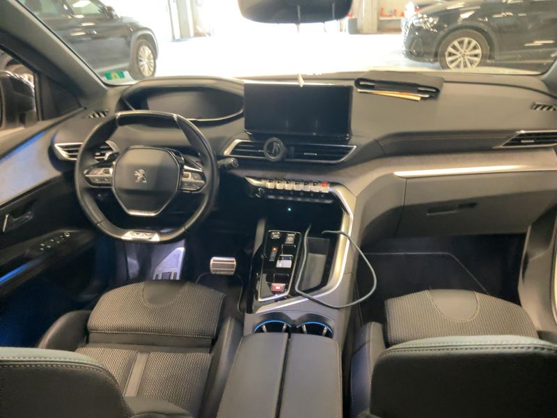 Peugeot 3008 1.6 Hybrid 225 GT 2023 – снимка 17