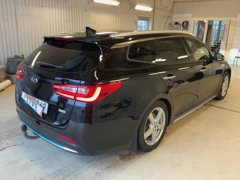 Kia Optima 2.0 Hybrid Premium — zdjęcie 6