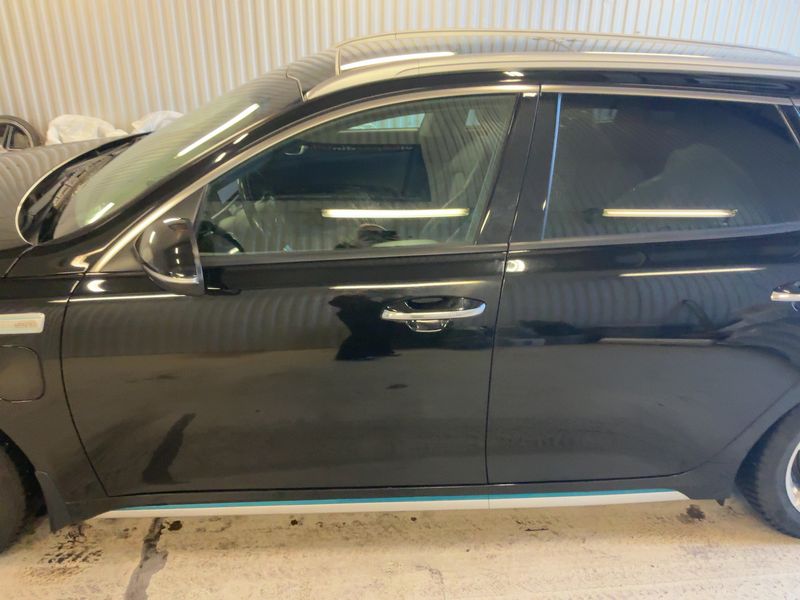 Kia Optima 2.0 Hybrid Premium — zdjęcie 4