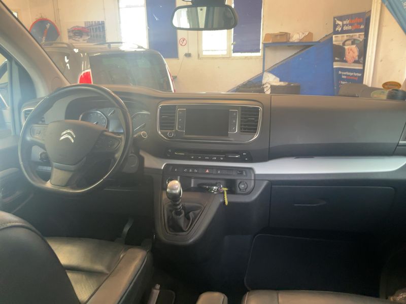 Citroen Jumpy 2.0 Blue-HDi Shine M — zdjęcie 12