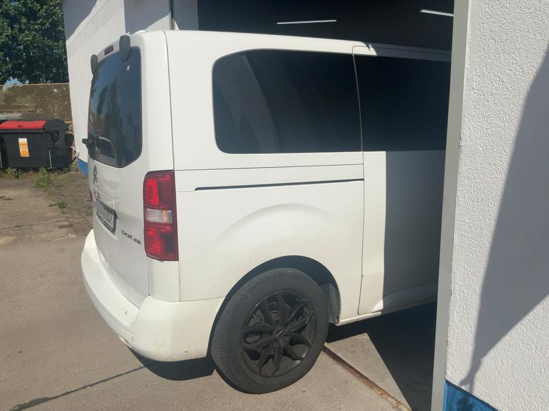 Citroen Jumpy 2.0 Blue-HDi Shine M — zdjęcie 6