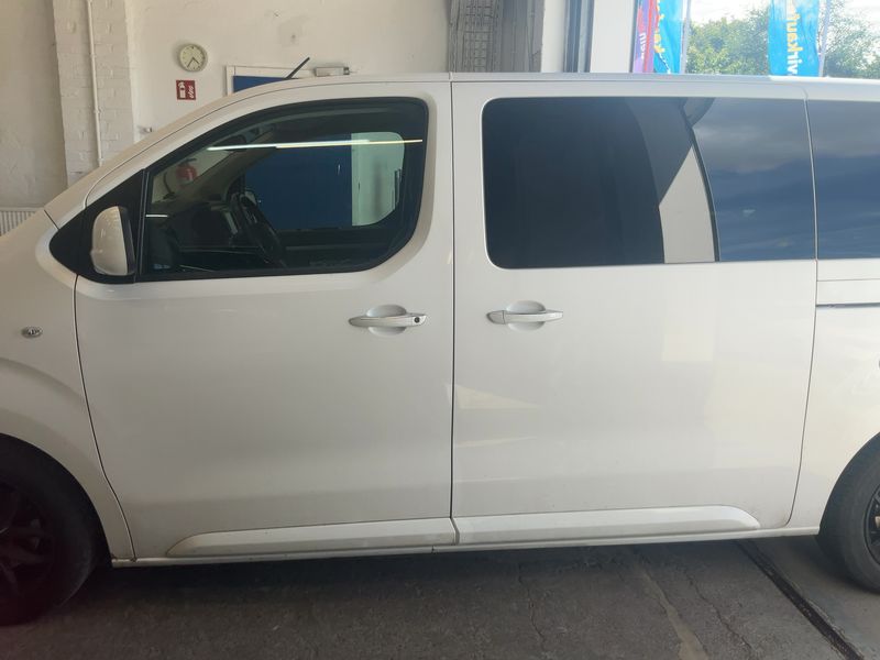 Citroen Jumpy 2.0 Blue-HDi Shine M — zdjęcie 4