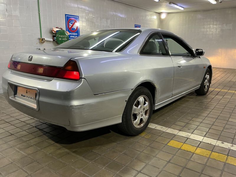 Honda Accord 2.0 ES — zdjęcie 2