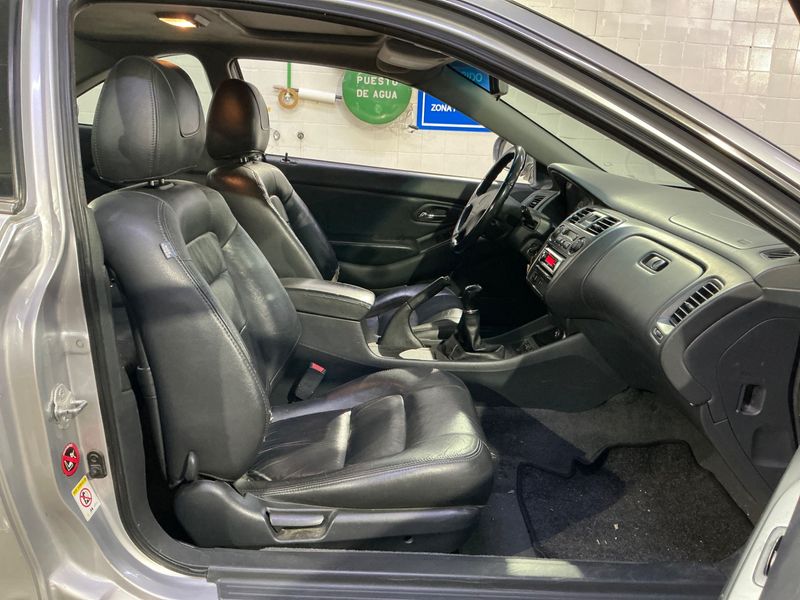 Honda Accord 2.0 ES — zdjęcie 3