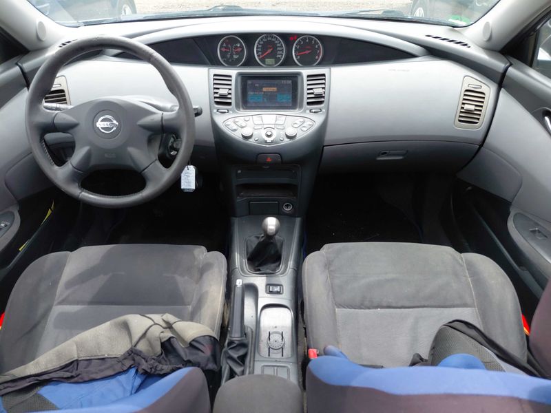 Nissan Primera 1.8 Acenta — zdjęcie 11