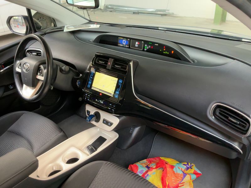 Toyota Prius 1.8 Style — zdjęcie 12