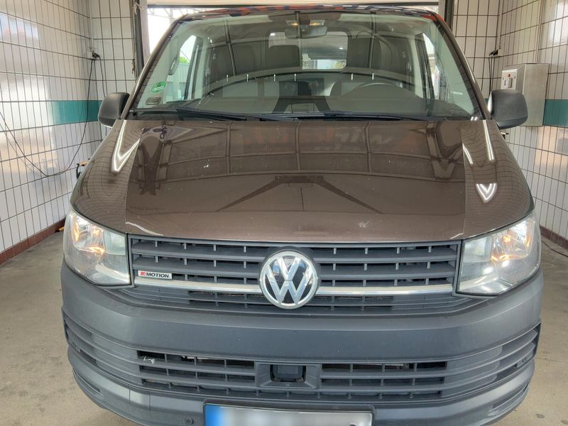 Volkswagen T6 Transporter 2.0 TDI Kasten lang 4Motion — zdjęcie 9