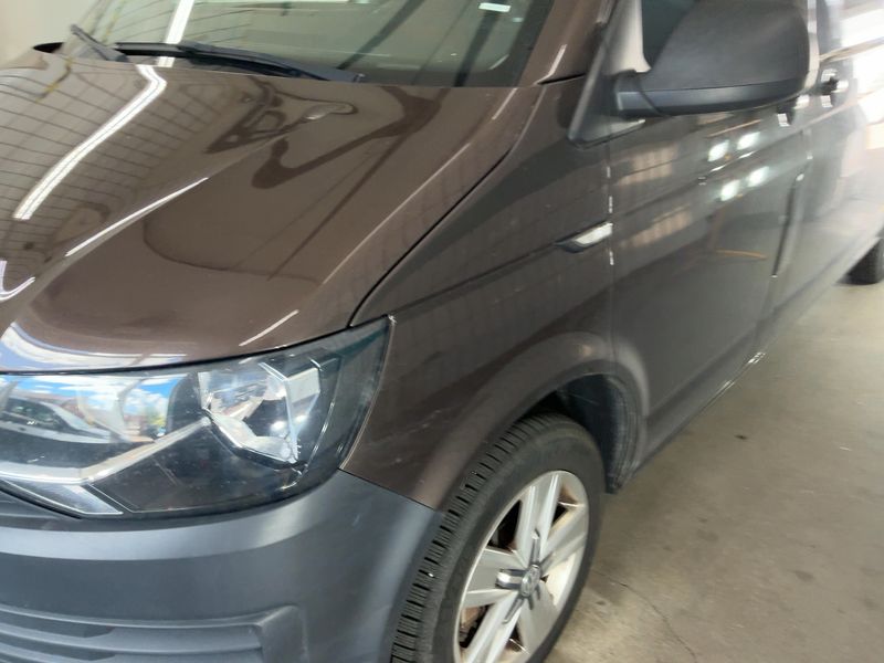 Volkswagen T6 Transporter 2.0 TDI Kasten lang 4Motion — zdjęcie 2