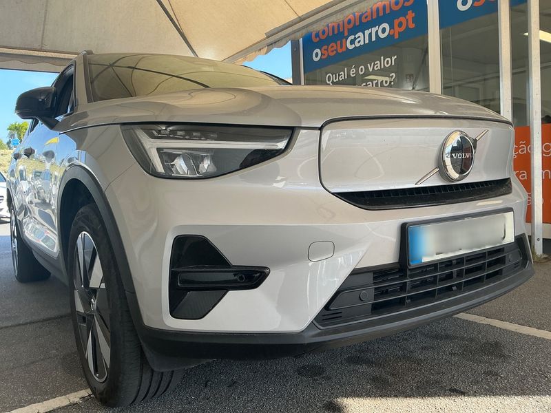 Volvo XC40 Recharge 185 kW Extended Range Plus 2WD — zdjęcie 8