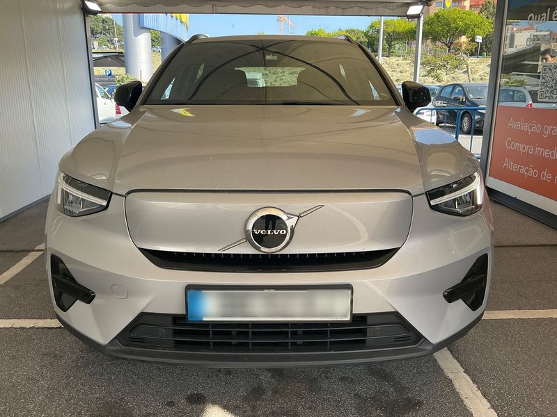 Volvo XC40 Recharge 185 kW Extended Range Plus 2WD — zdjęcie 9