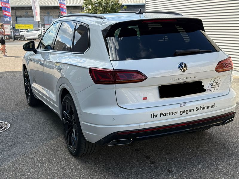 Volkswagen Touareg 3.0 V6 TDI R-Line 4Motion — zdjęcie 3
