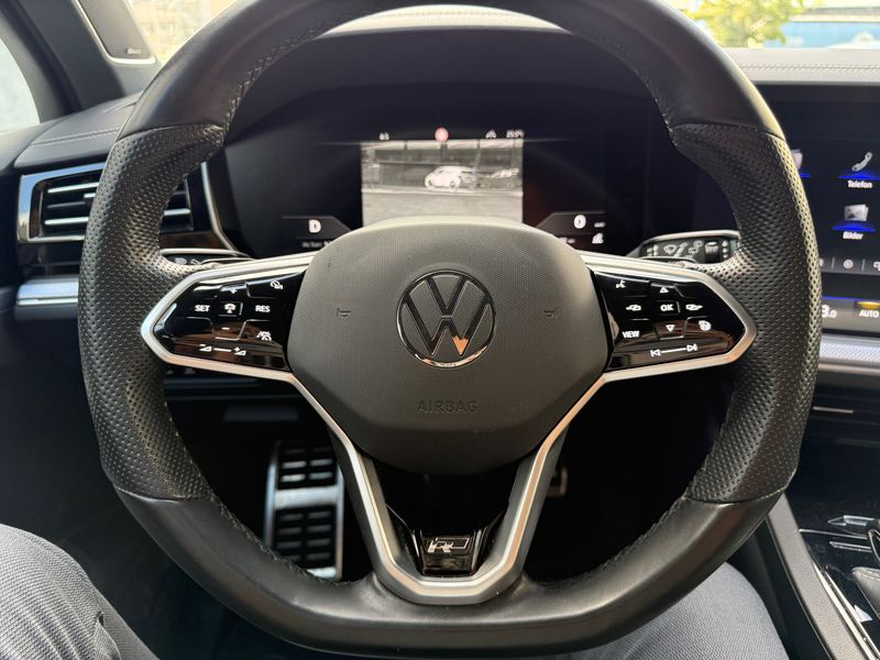 Volkswagen Touareg 3.0 V6 TDI R-Line 4Motion — zdjęcie 22