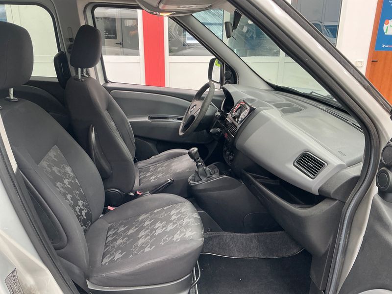 Opel Combo 1.4 Turbo Edition L1H1 — zdjęcie 3