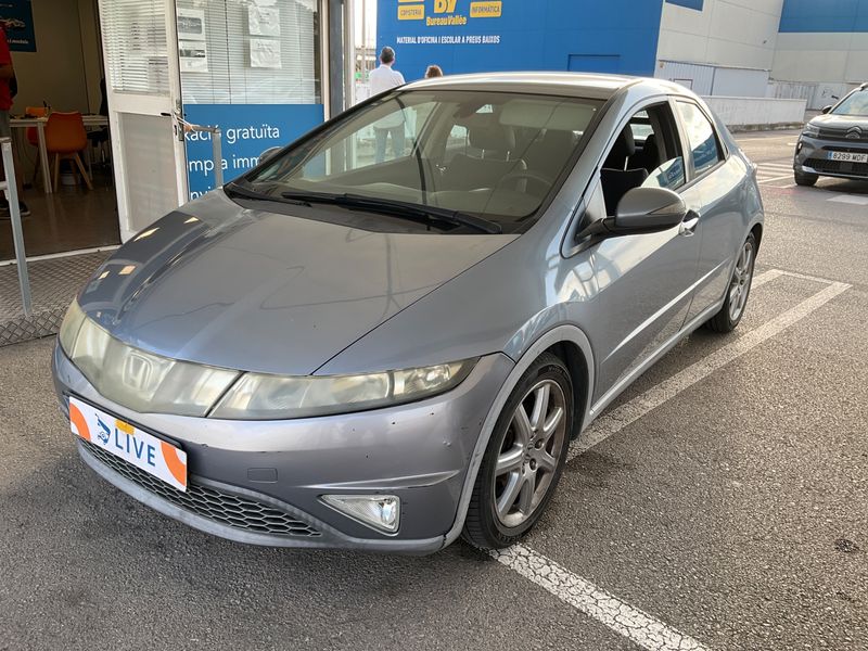 Honda Civic 1.8 VTEC Comfort — zdjęcie 1