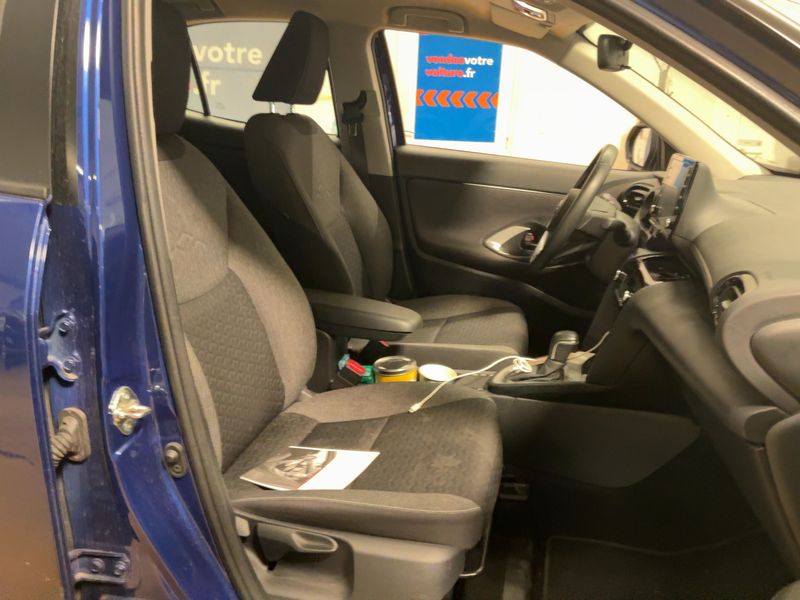 Toyota Yaris Cross 1.5 Hybrid Dynamic — zdjęcie 11