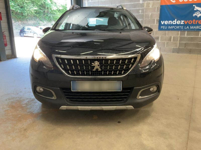 Peugeot 2008 1.5 Blue-HDi Allure 2018 – снимка 14